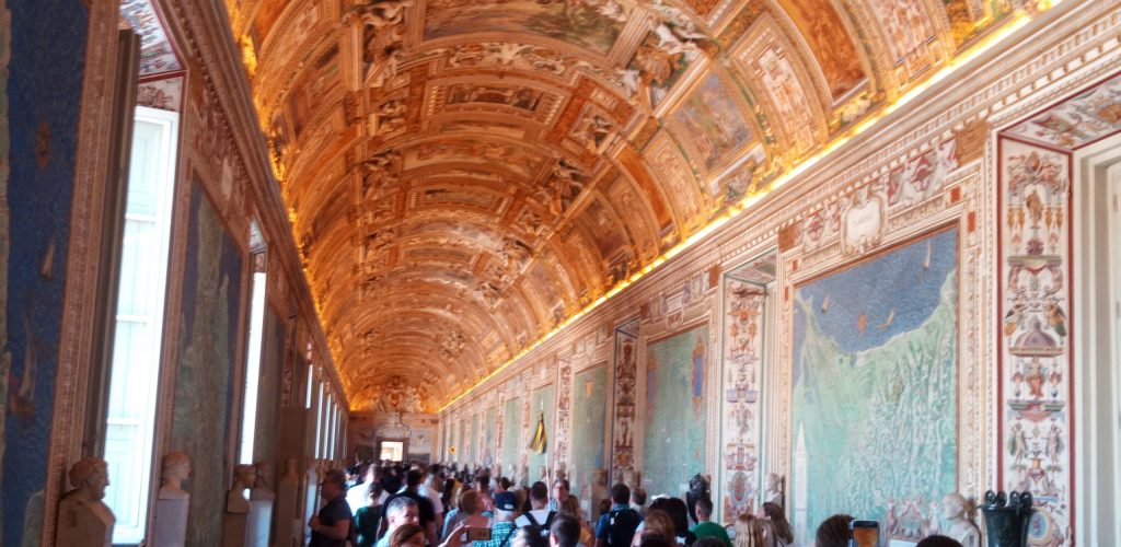 SkipTheLine Fast Access Vatican Museums Sistine Chapel with Expert Tour Guide