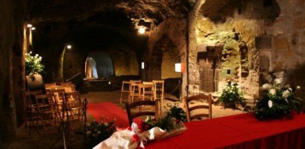Orvieto and Makes Biscuits in a Cave Fullday from Rome