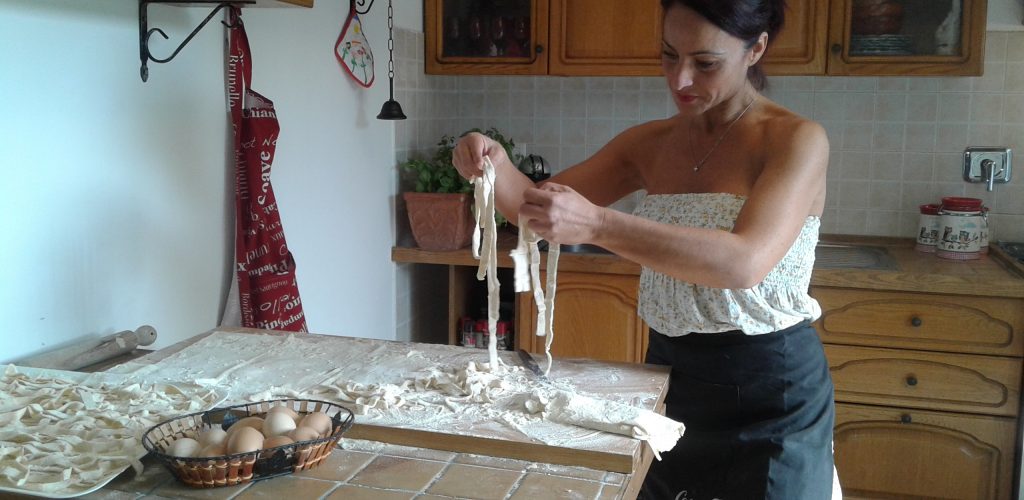 Sono Italiano! Lunch and Cooking Demo in Umbria region Fullday from Rome