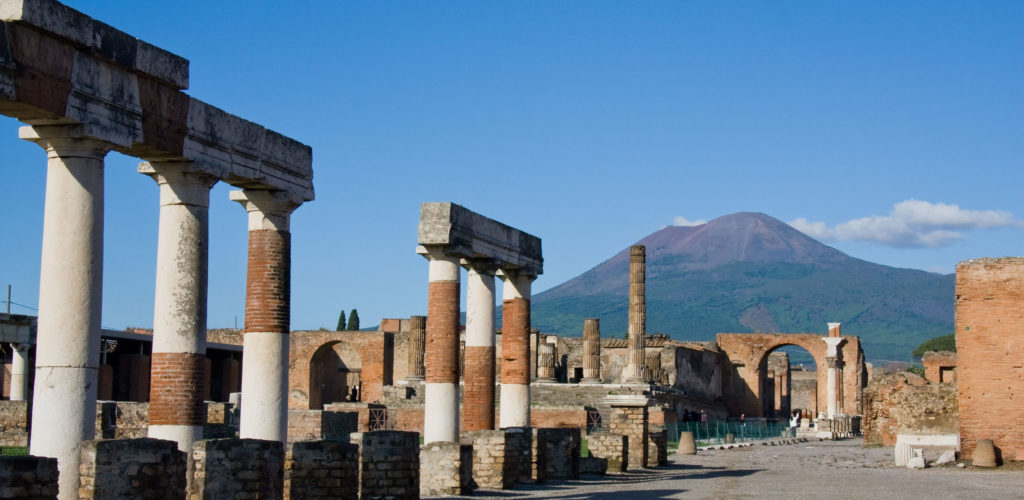Pompeii and Herculaneum Skip-The-Line with Lunch&WineTasting from Rome